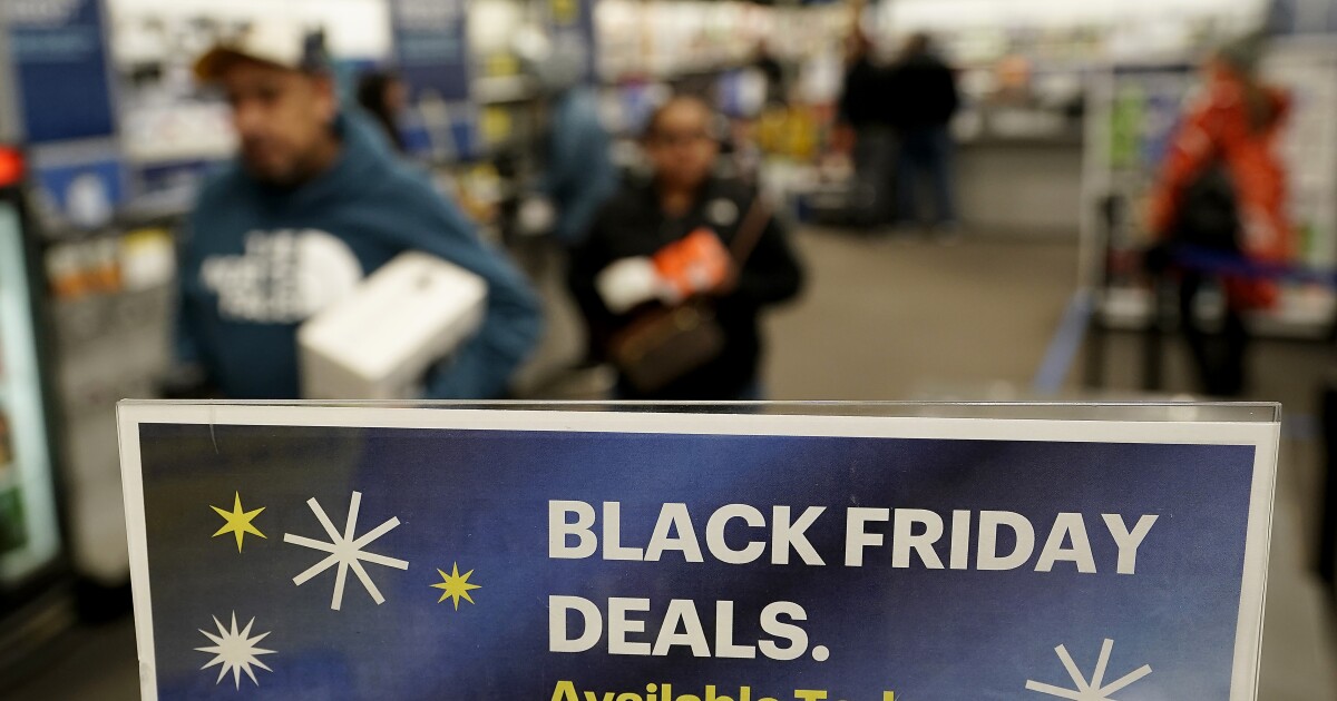 2024 Black Friday online shopping sets massive record